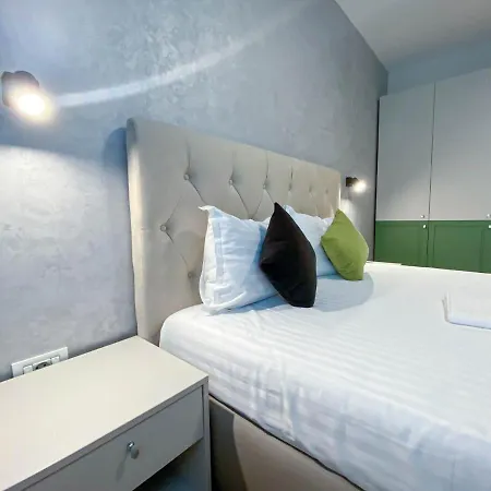 Hotel apartamentowy Nevada - *